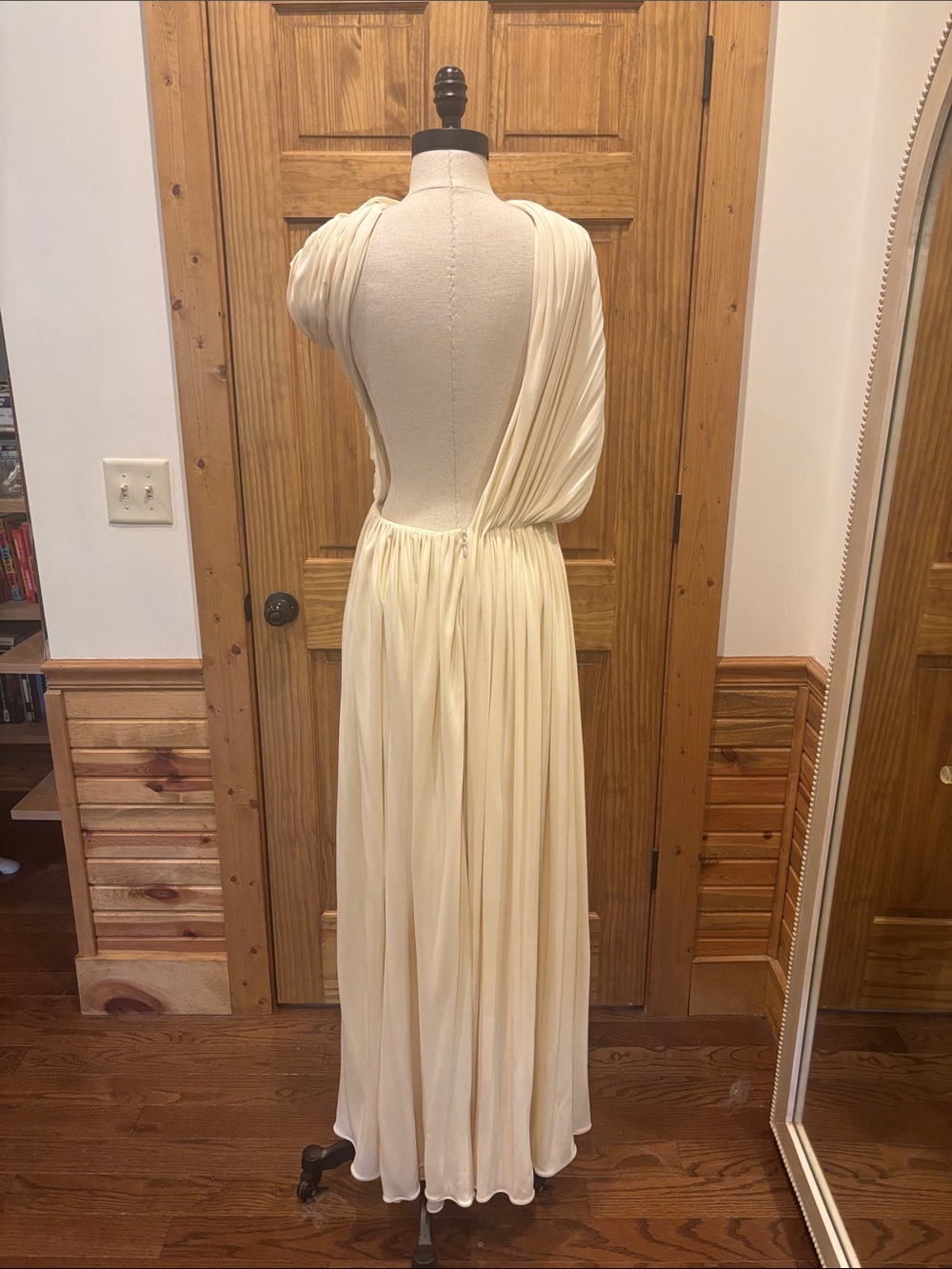 KHAITE Sloan Asymmetric Cream One-Shoulder Draped Maxi Dress - Picture 4 of 7